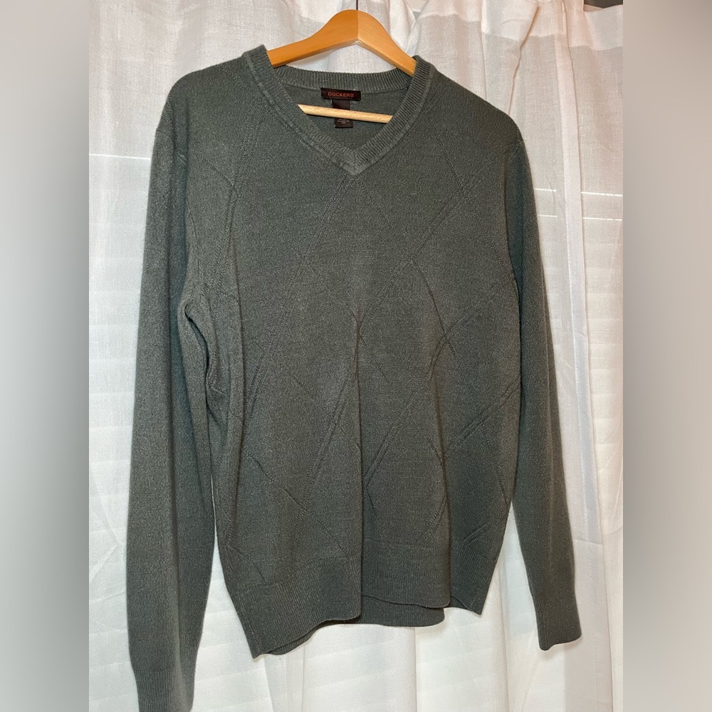 Dockers Olive V-Neck Sweater for Men